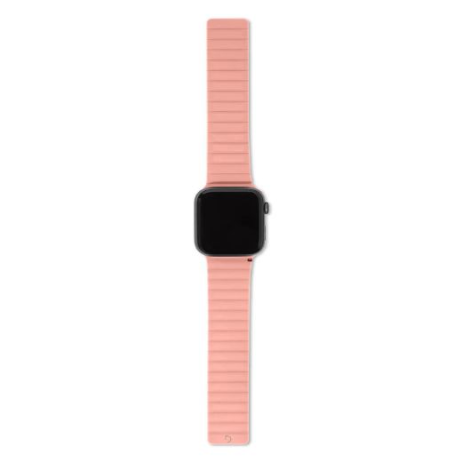 Picture of Decoded Silicone Magnet Traction Lite Strap for Apple Watch 49/45/44/42mm - Peach Pearl