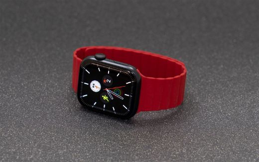 Picture of Torrii Saturn Silicone Magnetic Apple Watch Band for Ultra 49/45/44/42 mm - Red